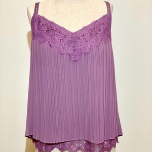 🪻NWOT - White House Black Market Lavender Pleated Camisole - Size Small✨✨✨